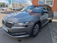 Gebraucht Skoda Superb Style 150 PS (110 kW) 2023 Grau Kombi