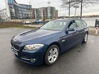 Gebraucht BMW 525 Shadowline 218 PS (160 kW) 2011 Blau Kombi