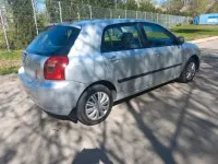 Gebraucht Toyota Corolla 95 PS (69 kW) 2004 Silber Limousine
