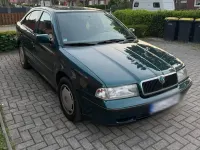 Używany Skoda Octavia 75 KM (55 kW) 1997 Zielony Sedan/Limuzyna