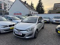 Gebraucht Hyundai i20 Edition 86 PS (63 kW) 2013 Silber Kleinwagen