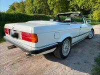 Gebraucht BMW 325 Cabriolet 170 PS (125 kW) 1987 Weiß Cabrio