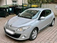 Gebraucht Renault Mégane 110 PS (80 kW) 2009 Silber Limousine