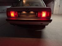Gebraucht BMW 316 102 PS (75 kW) 1991 Silber Limousine