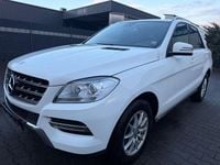 Używany Mercedes ML250 204 KM (150 kW) 2015 Biały SUV