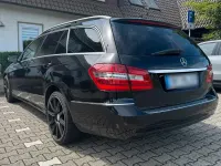 Gebraucht Mercedes E220 Avantgarde 170 PS (125 kW) 2011 Schwarz Kombi