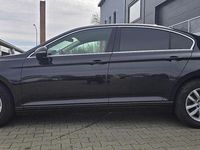 Gebraucht VW Passat Comfortline 120 PS (88 kW) 2018 Schwarz Limousine