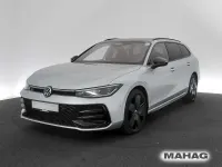 Gebraucht VW Passat IQ Drive 177 PS (130 kW) 2025 Oyster silver metallic/grenadi Kombi
