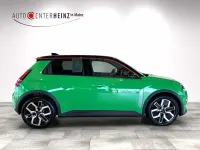 Nowe Renault R5 Komfort 110 kW (150 KM) 2026 Zielony Hatchback