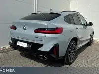 Gebraucht BMW X4 Efficient Dynamics 245 PS (180 kW) 2025 M brooklyn grau metallic SUV