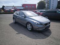 Gebraucht Volvo V40 Kinetic 150 PS (110 kW) 2016 Osmium grey / metallic Kombi