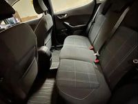 Gebraucht Ford Fiesta Cool & Connect 101 PS (74 kW) 2018 Blau Kleinwagen