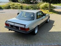 Gebraucht Mercedes 500 241 PS (177 kW) 1980 Silber