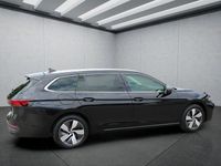 Gebraucht VW Passat 150 PS (110 kW) 2024 Schwarz Kombi