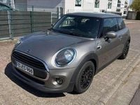 Gebraucht Mini ONE 102 PS (75 kW) 2019 Silver metallic Kleinwagen