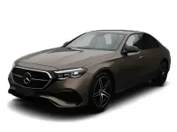 Usado Mercedes E200 Night 2024 Marrón Berlina