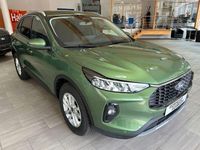 Neu Ford Kuga Titanium 186 PS (136 kW) 2025 Grün SUV