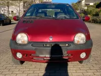 Second-hand Renault Twingo 43 CP (31 kW) 2000 Roșu Hatchback