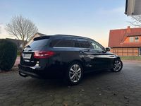 Gebraucht Mercedes C220 170 PS (125 kW) 2015 Schwarz Limousine