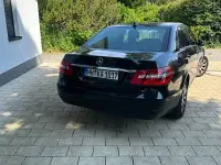 Gebraucht Mercedes E220 Elegance 170 PS (125 kW) 2013 Schwarz Limousine
