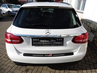 Gebraucht Mercedes C180 156 PS (114 kW) 2017 Weiß Limousine