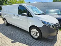 Gebraucht Mercedes Vito 163 PS (119 kW) 2025 Arktikweiss Van