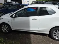 Gebraucht Mazda 2 Impuls 75 PS (55 kW) 2009 Weiß Kleinwagen