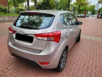 Gebraucht Hyundai ix20 125 PS (91 kW) 2017 Silber Kleinwagen