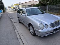 Gebraucht Mercedes E220 Classic 143 PS (105 kW) 2000 Kombi