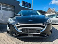 Gebraucht Ford Focus Cool & Connect 120 PS (88 kW) 2020 Schwarz Limousine