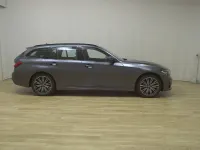 Gebraucht BMW 330e M Sport 252 PS (185 kW) 2021 Grau Kombi