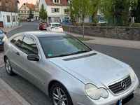 Second-hand Mercedes C180 143 CP (105 kW) 2003 Argintiu Coupe