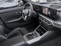 Gebraucht BMW 330 Performance 245 PS (180 kW) 2023 Black sapphire Kombi
