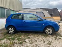 Gebraucht VW Polo 75 PS (55 kW) 2002 Blau Kleinwagen