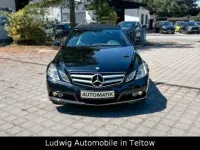 Gebraucht Mercedes E200 184 PS (135 kW) 2010 Schwarz Cabrio