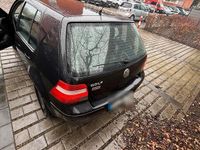 Gebraucht VW Golf IV 75 PS (55 kW) 2003 Schwarz Kleinwagen