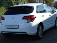 Używany Citroën C4 SELECTION 131 KM (96 kW) 2015 Biały Sedan/Limuzyna