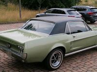 Gebraucht Ford V8 200 PS (147 kW) 1967 Grün Coupé