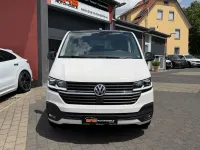 Gebraucht VW Caravelle Edition 150 PS (110 kW) 2022 Candyweiss Van