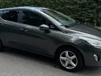 Gebraucht Ford Fiesta Titanium 101 PS (74 kW) 2018 Grau Kleinwagen