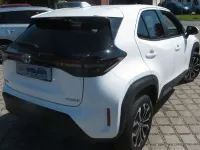 Gebraucht Toyota Yaris Cross Team 92 PS (67 kW) 2024 Weiß SUV