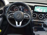 Gebraucht Mercedes C180 122 PS (89 kW) 2021 Obsidianschwarz  metalliclack Kombi