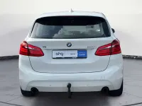 Gebraucht BMW 220 Advantage 192 PS (141 kW) 2016 Alpinweiß Van / Kleinbus
