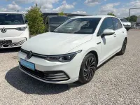 Gebraucht VW Golf VIII Style 190 PS (139 kW) 2023 Pure white Limousine