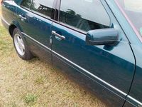 Gebraucht Mercedes C220 95 PS (69 kW) 1995 Grün Limousine