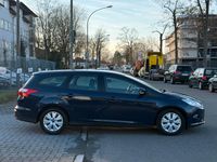 Gebraucht Ford Focus Trend 116 PS (85 kW) 2012 Blau Kombi