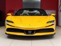 Gebraucht Ferrari SF90 780 PS (573 kW) 2024 Gelb