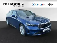 Gebraucht BMW 550e Performance 489 PS (359 kW) 2024 Phytonicblau metallic Limousine