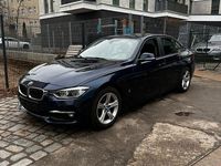 Gebraucht BMW 330e Advantage 184 PS (135 kW) 2018 Blau Limousine