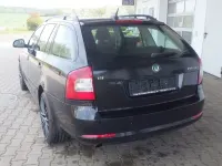 Gebraucht Skoda Octavia Active 105 PS (77 kW) 2012 Schwarz Kombi